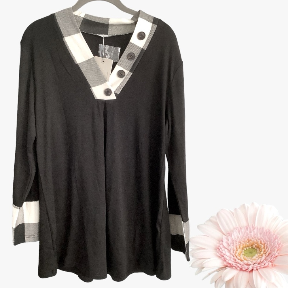 Long Sleeve Button V Neck Flowy Pleated Tunic Top